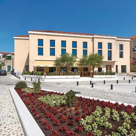 Amazing In 贝蒂纳