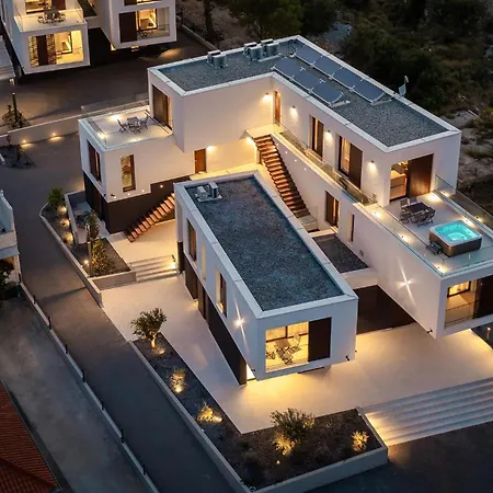2 Bedroom Gorgeous In Betina (Sibenik-Knin)